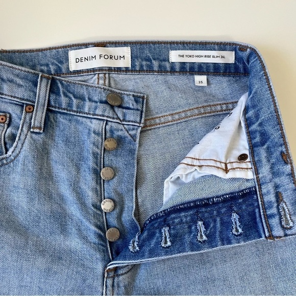 Aritzia Denim Forum The Yoko High Rise Slim 26L - Picture 9 of 14